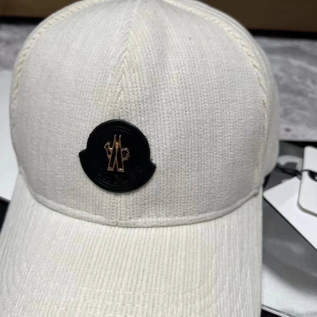 Inquiry with pictures Moncler new autumn and winter corduroy baseball cap