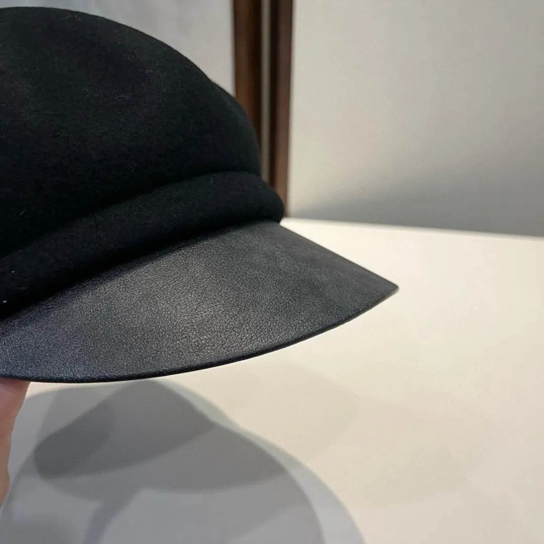 🉐240¥ Gucci new autumn and winter wool duck tongue military cap, 100% wool fabric, head circumference 57cm