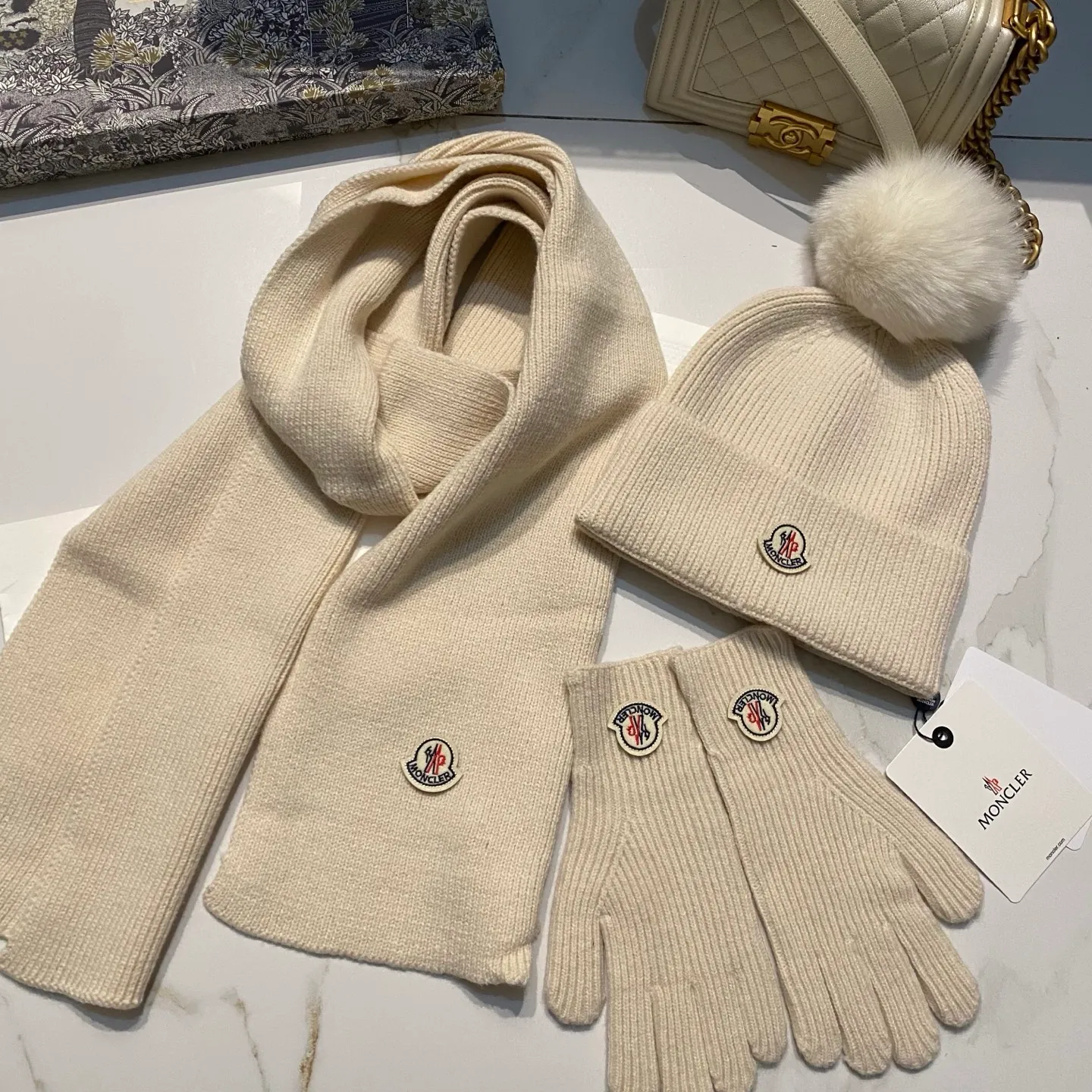 Moncler muzzle suit cashmere knitted hat + scarf + gloves