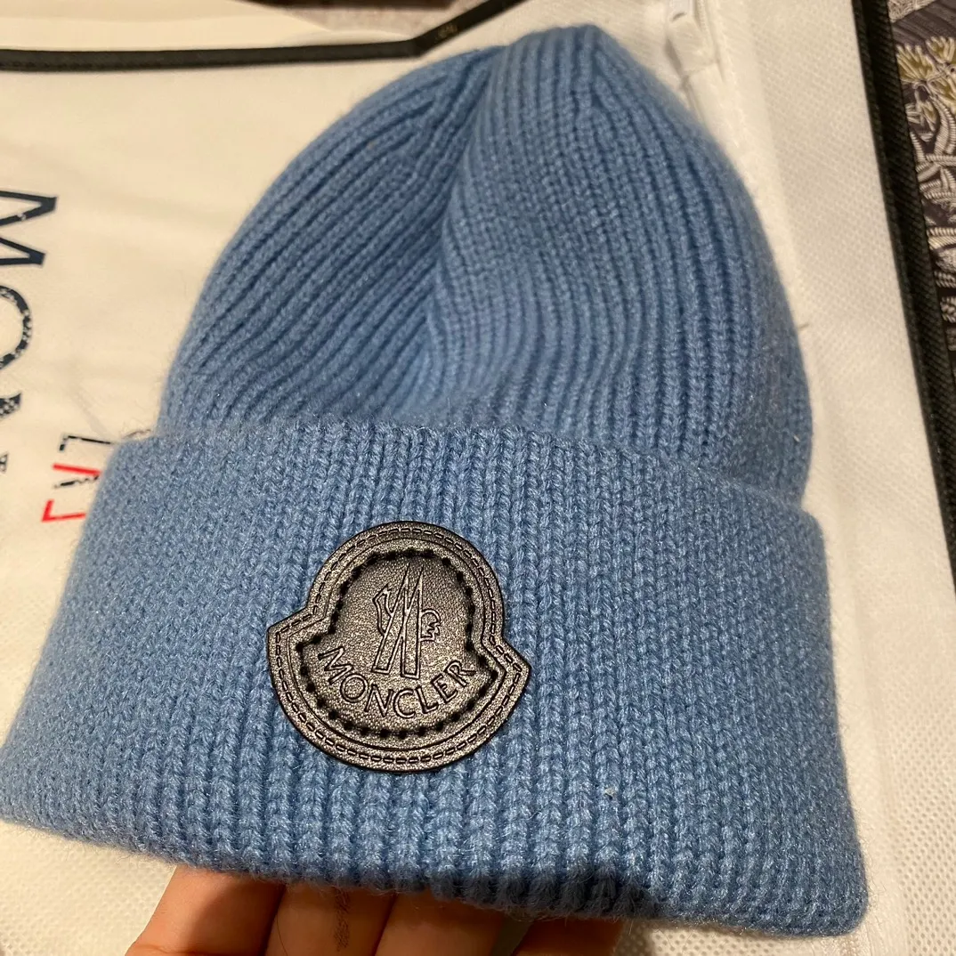 Cabbage price Moncler muzzle cashmere knitted hat