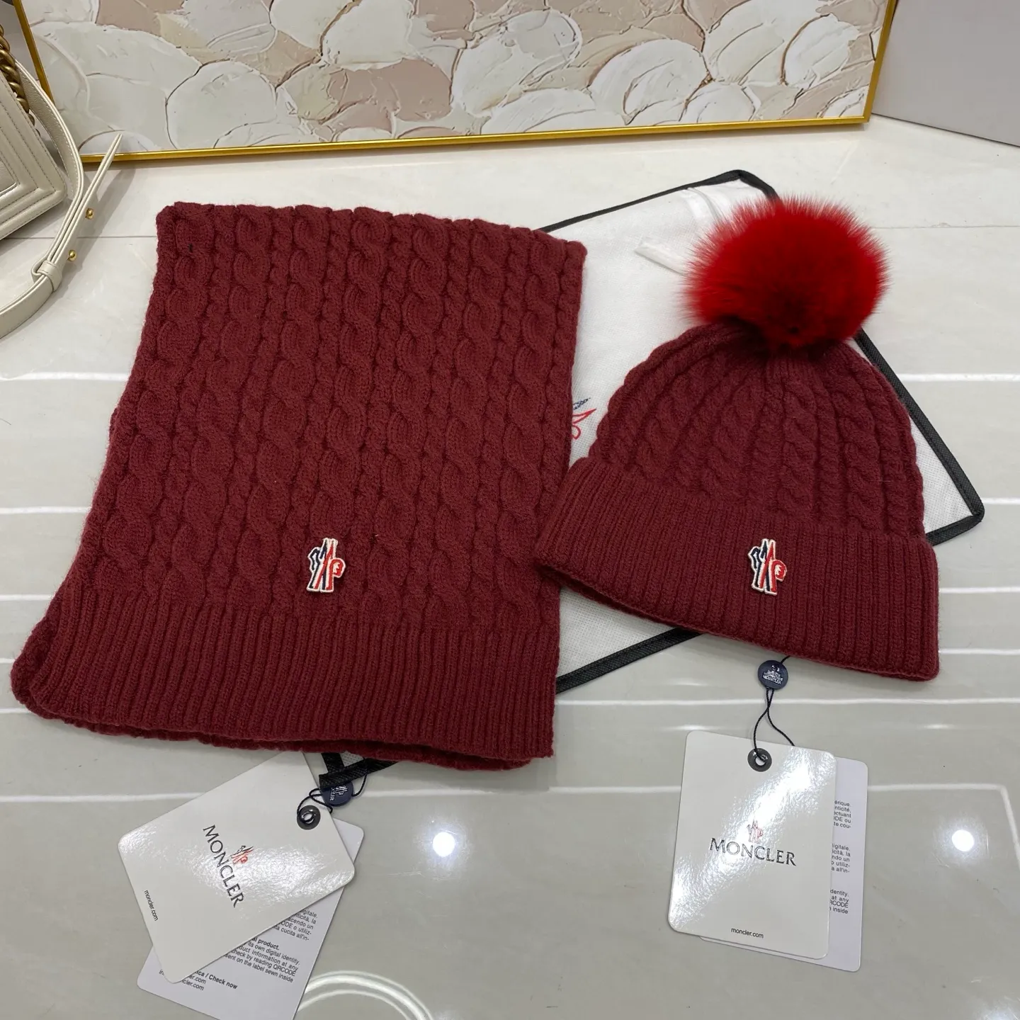 Moncler two-piece set cashmere knitted hat with fox fur ball + scarf🧣