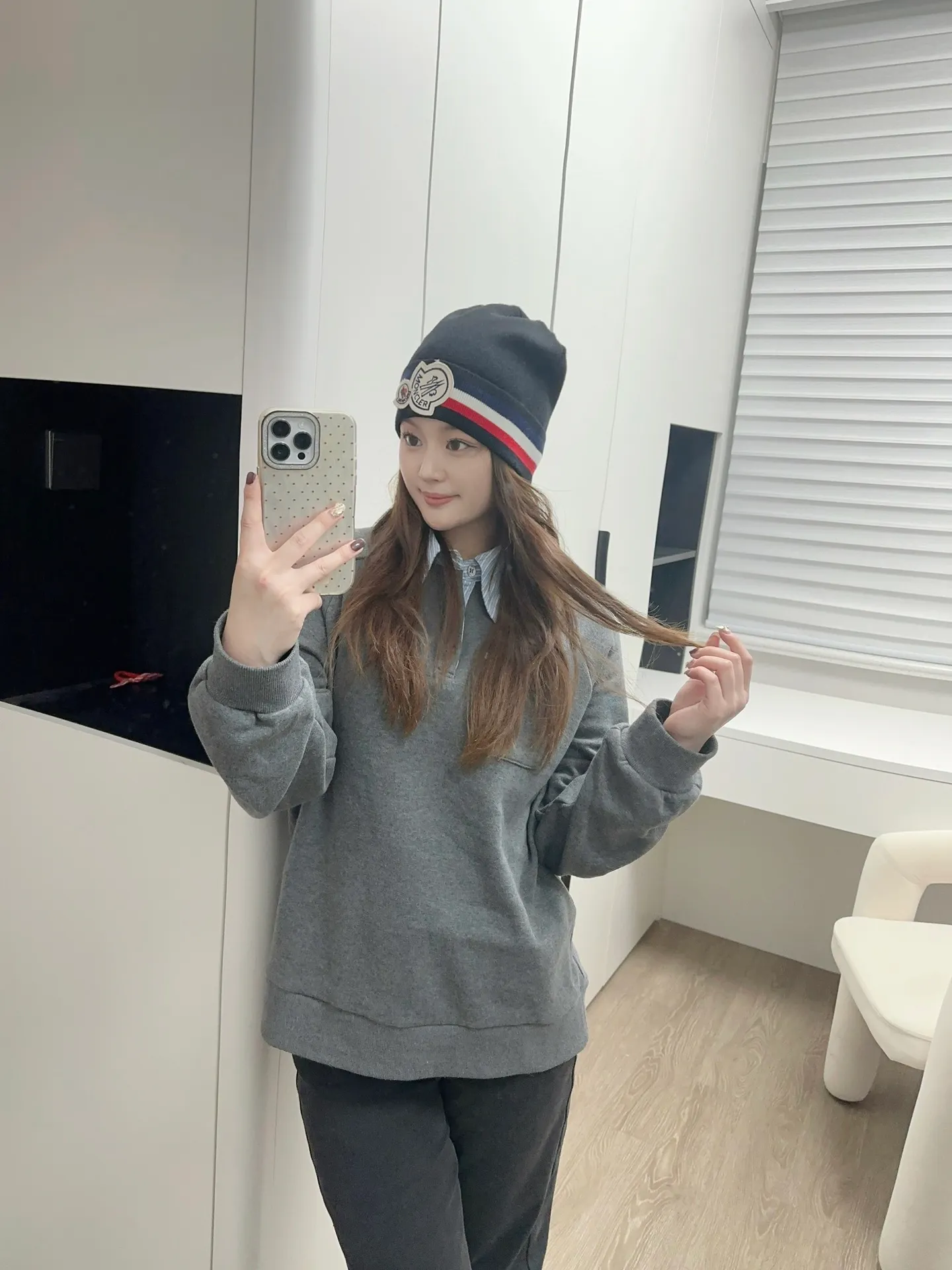 P50 comes with dust bag 🌺【MONCLER】Official website classic model, pay attention to the quality, the only one in the market that pays attention to quality details, 70% wool, 30% rabbit fur knitted hat! The same style for men and women, thicker and warmer, fashionable and popular 🌸First-class quality, the best brand for warmth in autumn and winter, order now, limited edition