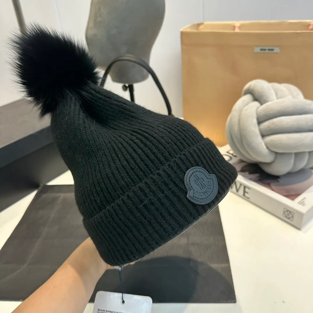 P70 MONCLER2024 new knitted wool ear protection warm hat, order now