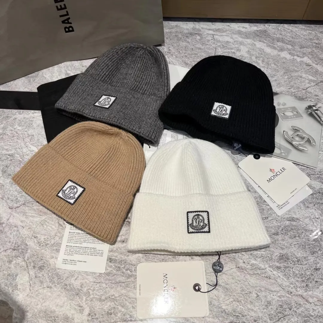 Moncler cashmere knit hat