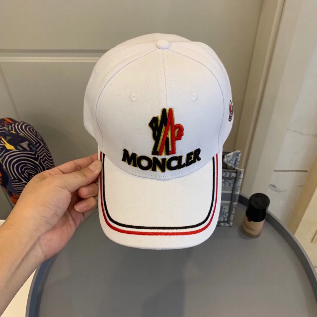 p80 Moncler new original baseball cap, 2019 popular style, synchronized with counters, new three-dimensional embroidery, pure cotton lining, light and breathable! Excellent quality, basic head circumference 56