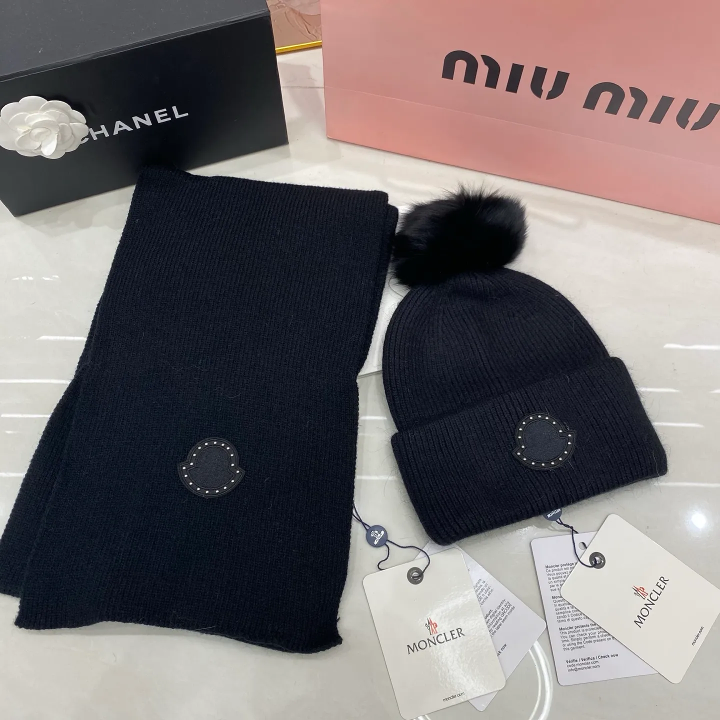 Moncler suit: cashmere scarf🧣/rabbit fur knitted hat + fox fur ball