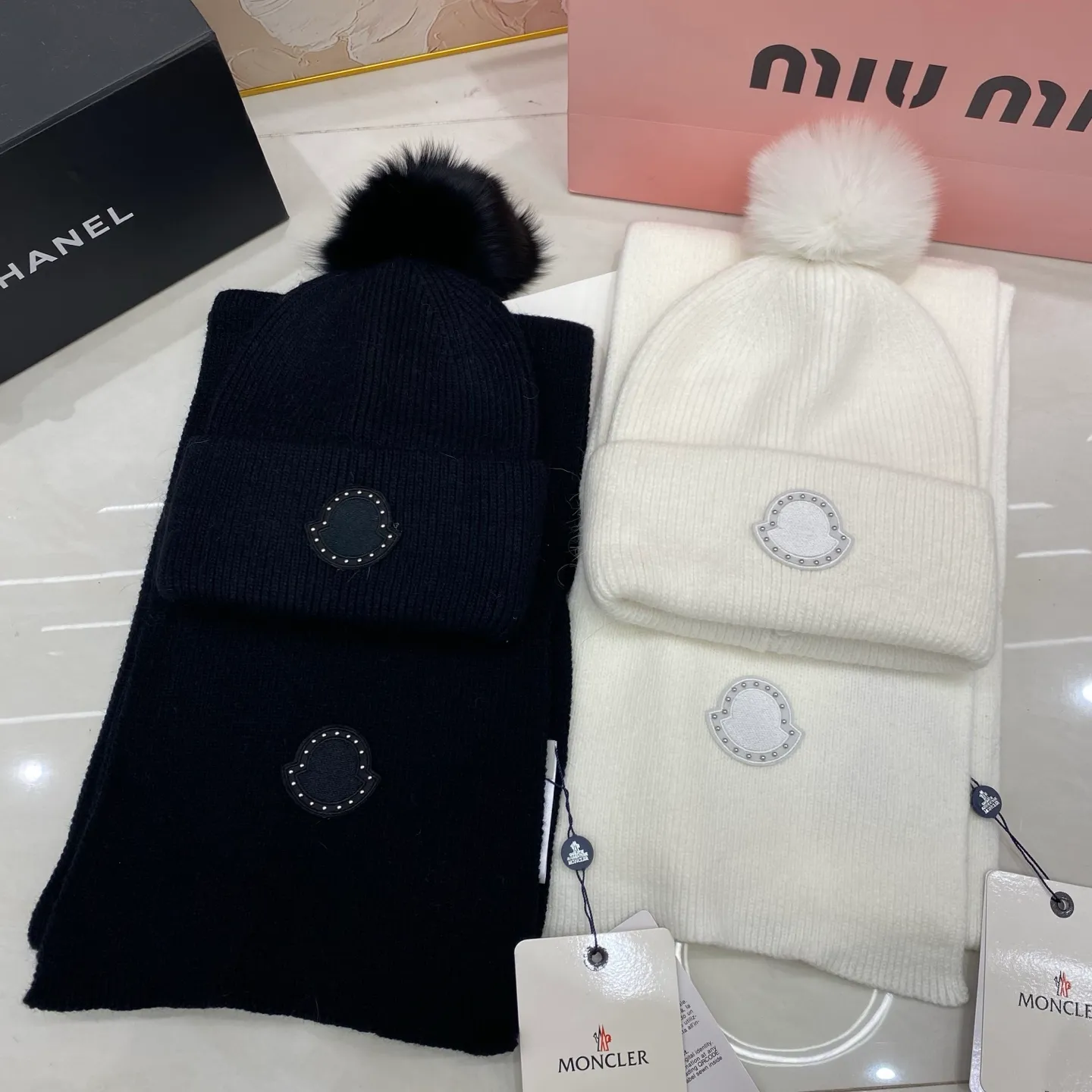 Moncler suit: cashmere scarf🧣/rabbit fur knitted hat + fox fur ball