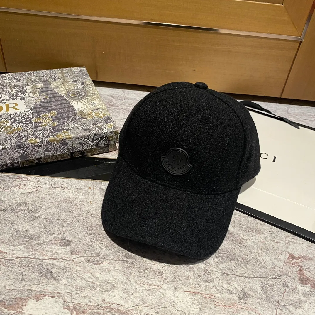 Inquiry with pictures Moncler new autumn and winter baseball cap