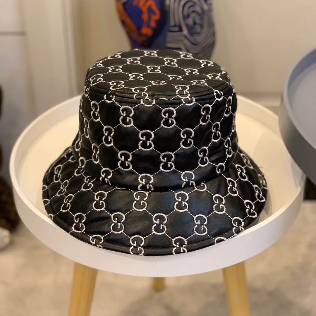 P110 GUCCI simple fisherman hat, light luxury, low-key minimalist style, invincible sun protection and slimming! Be a quiet little woman! A must-have sunshade for babies in autumn and winter! Super convenient storage Material: 100% cotton Head circumference: 57 cm