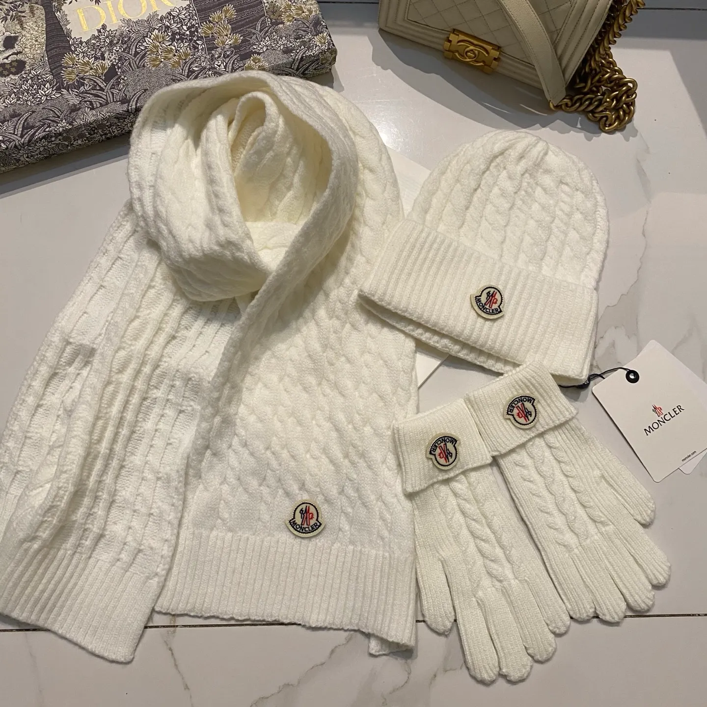 Moncler muzzle suit cashmere knitted hat + scarf + gloves