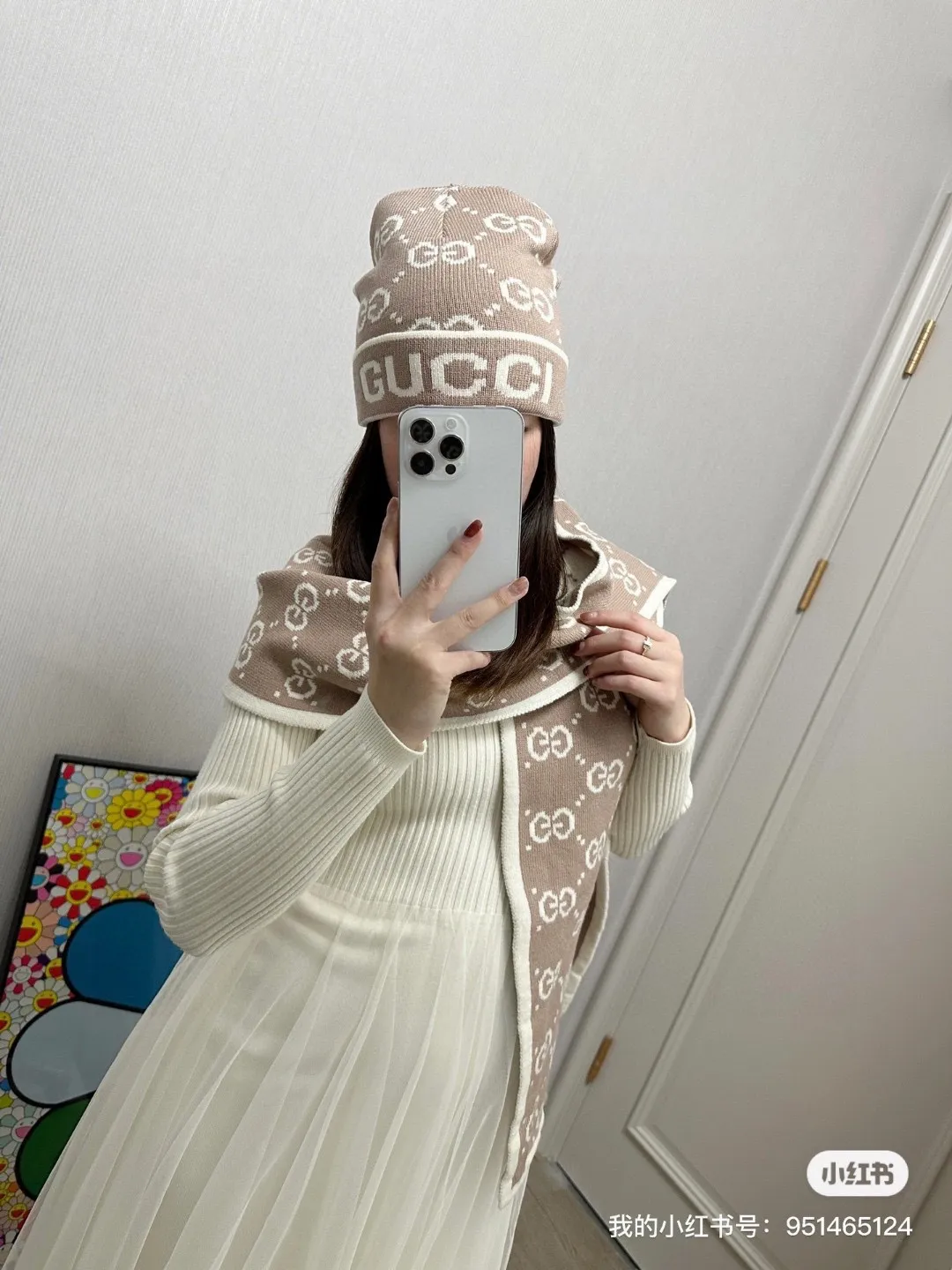 P160 GUCCI classic suit hat! Hat ➕Scarf! Cashmere and Rabbit Velvet Quality! It's warm and super comfortable~A great tool for young ladies to reduce their age in winter~This winter, all you need is a set of hats~It's warm and fashionable! Unisex model! Can be made as a couple model! Complete range of anti-counterfeiting labels and elevators! Many styles, welcome to choose!!