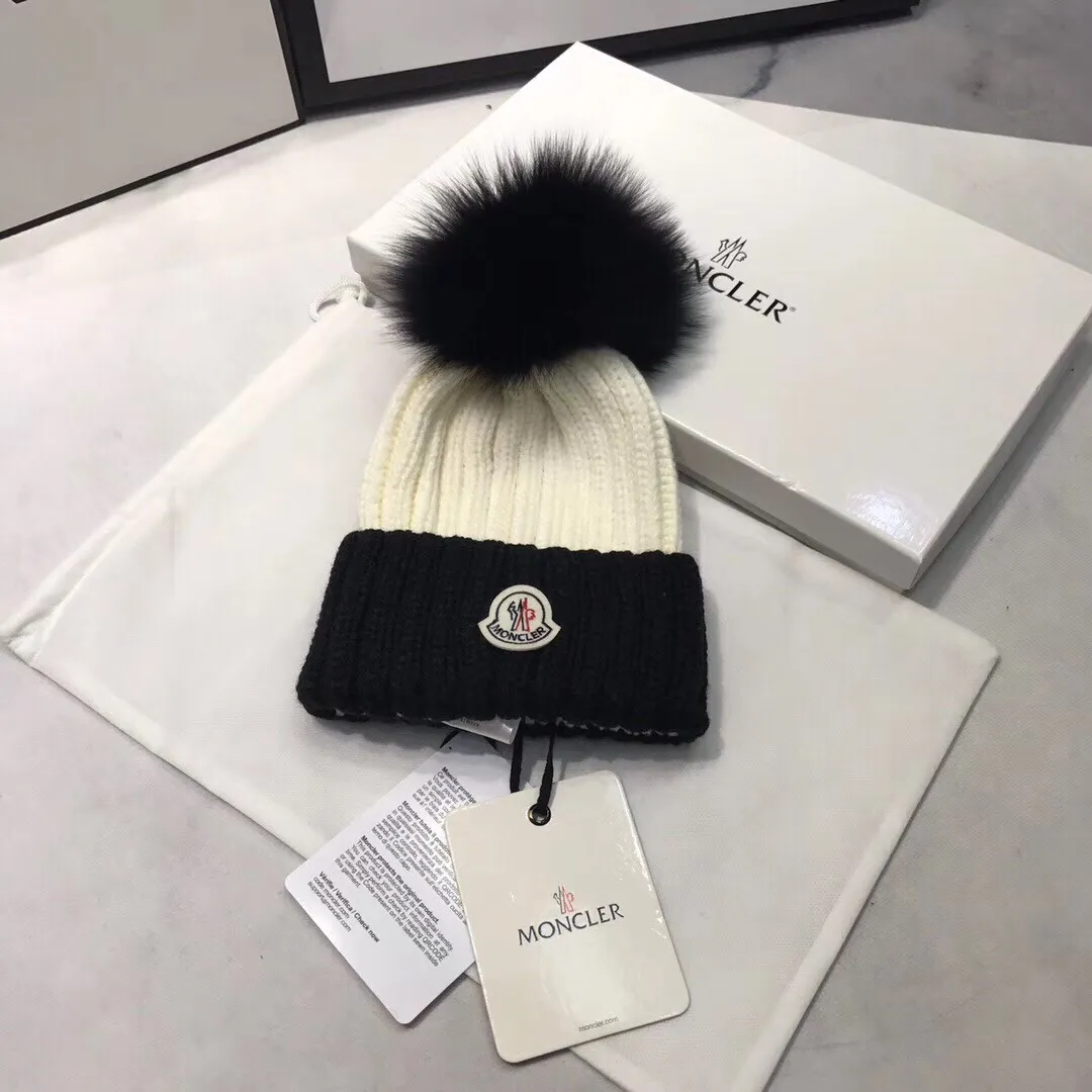 MONCLER Mouth Mouth Beanie Hat