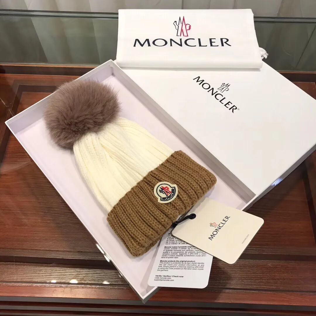 MONCLER Mouth Mouth Beanie Hat
