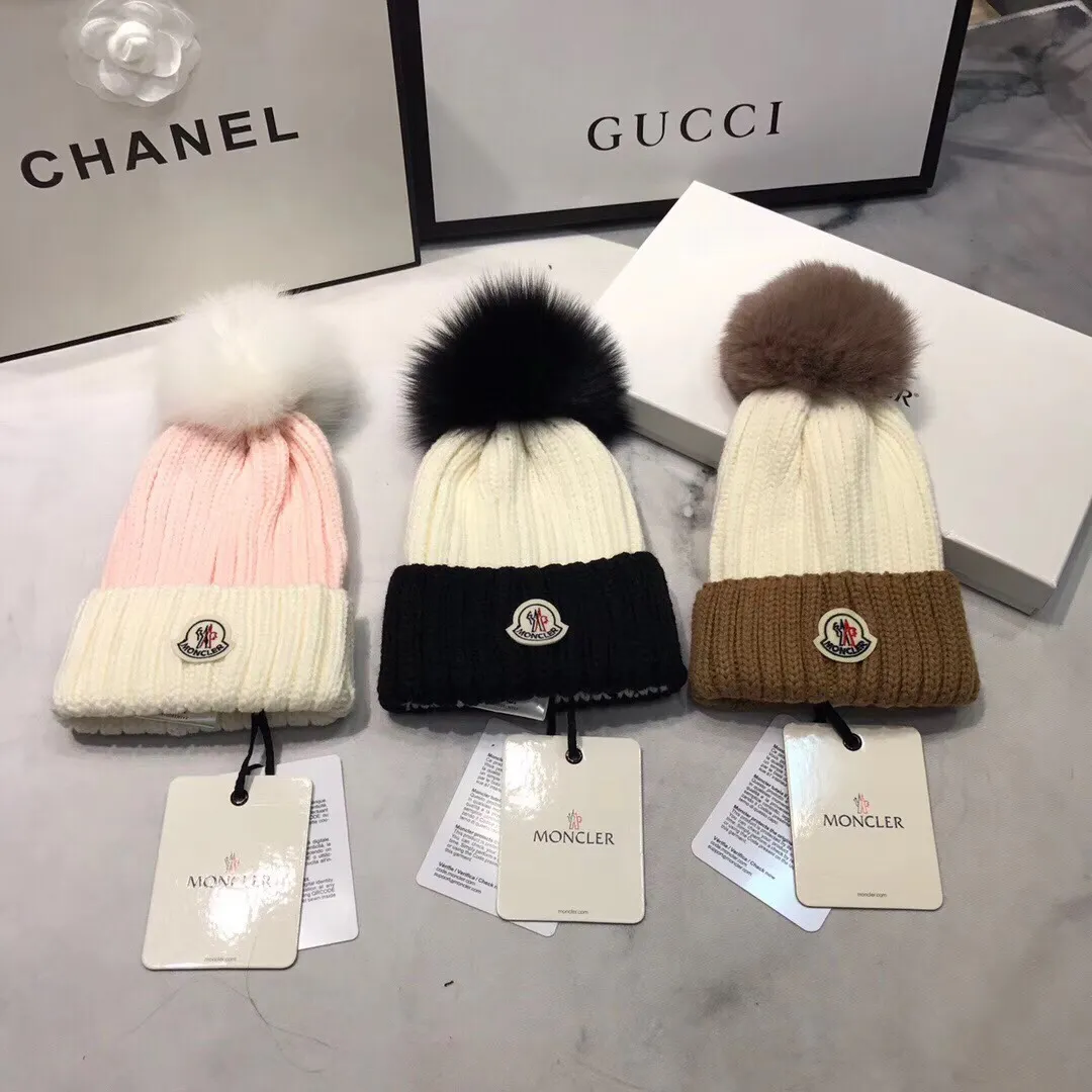 MONCLER Mouth Mouth Beanie Hat
