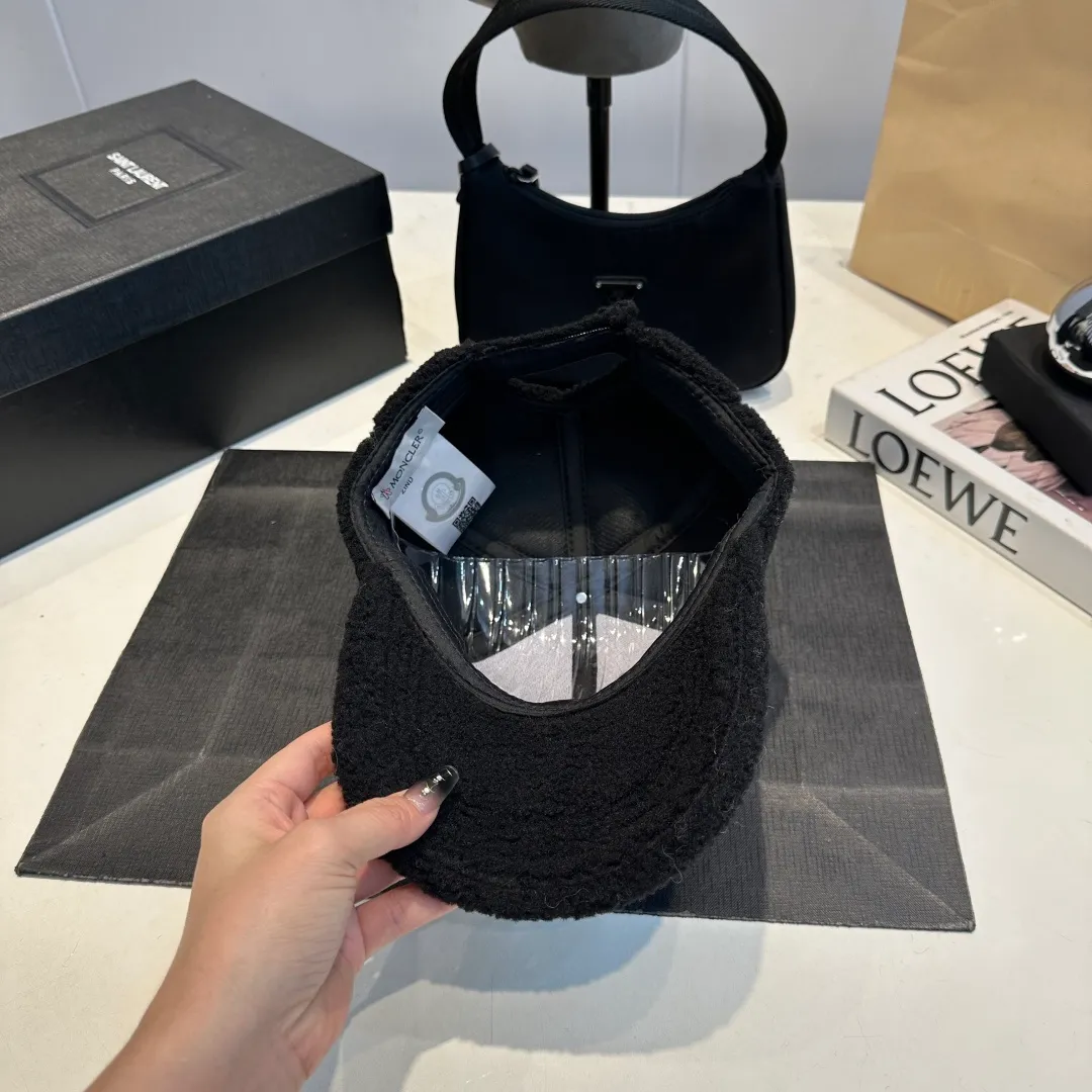 P54 Moncler plush baseball cap for women autumn and winter warm peaked cap showing face small plush hat