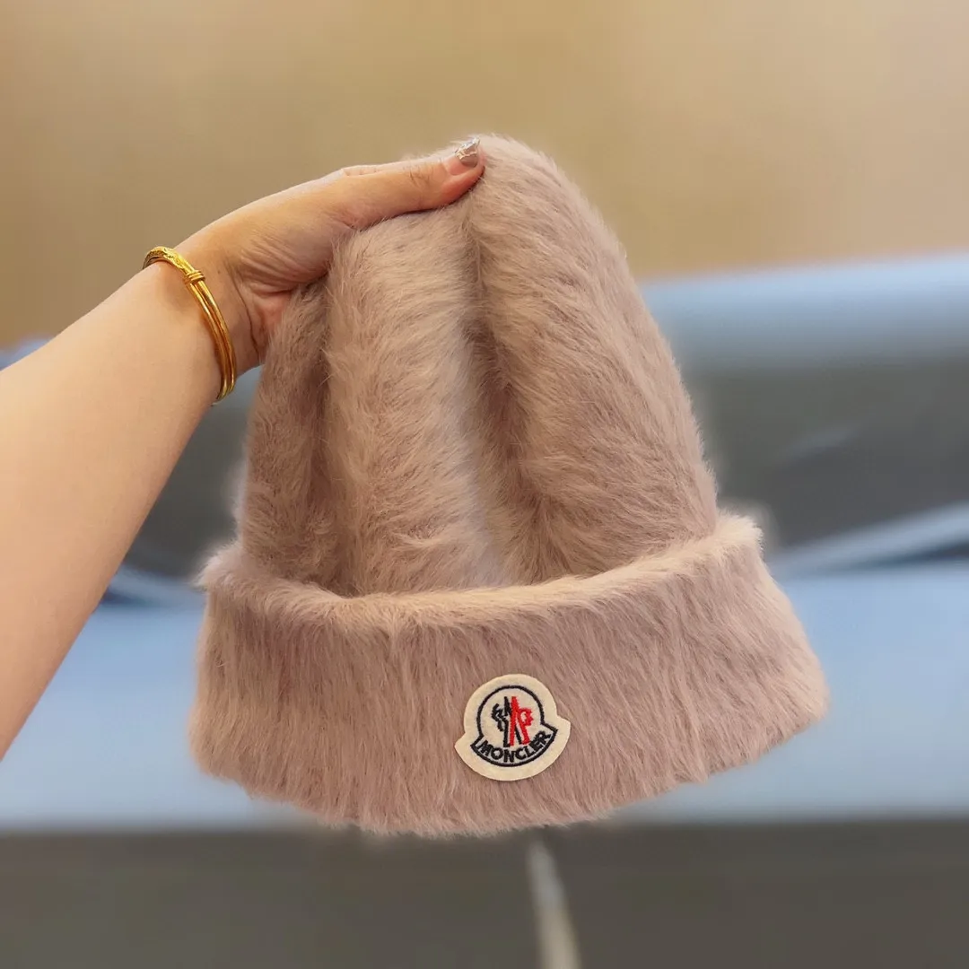p60 Moncler✔️Autumn and winter rabbit fur knitted hat, candy-colored mink velvet cold hat🧶