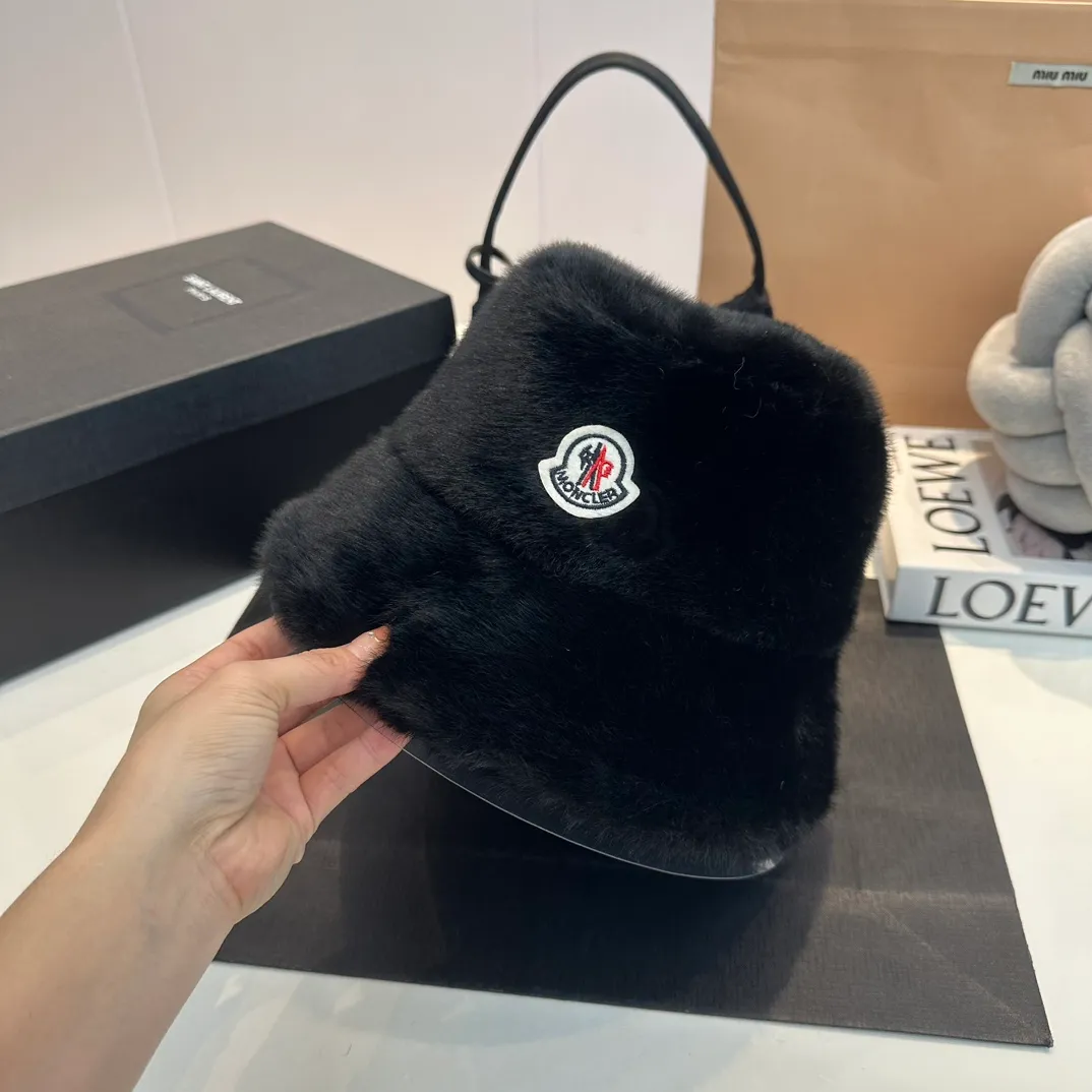 P58 MONCLER, new rabbit fur fisherman hat, super thick and warm, complete with tags