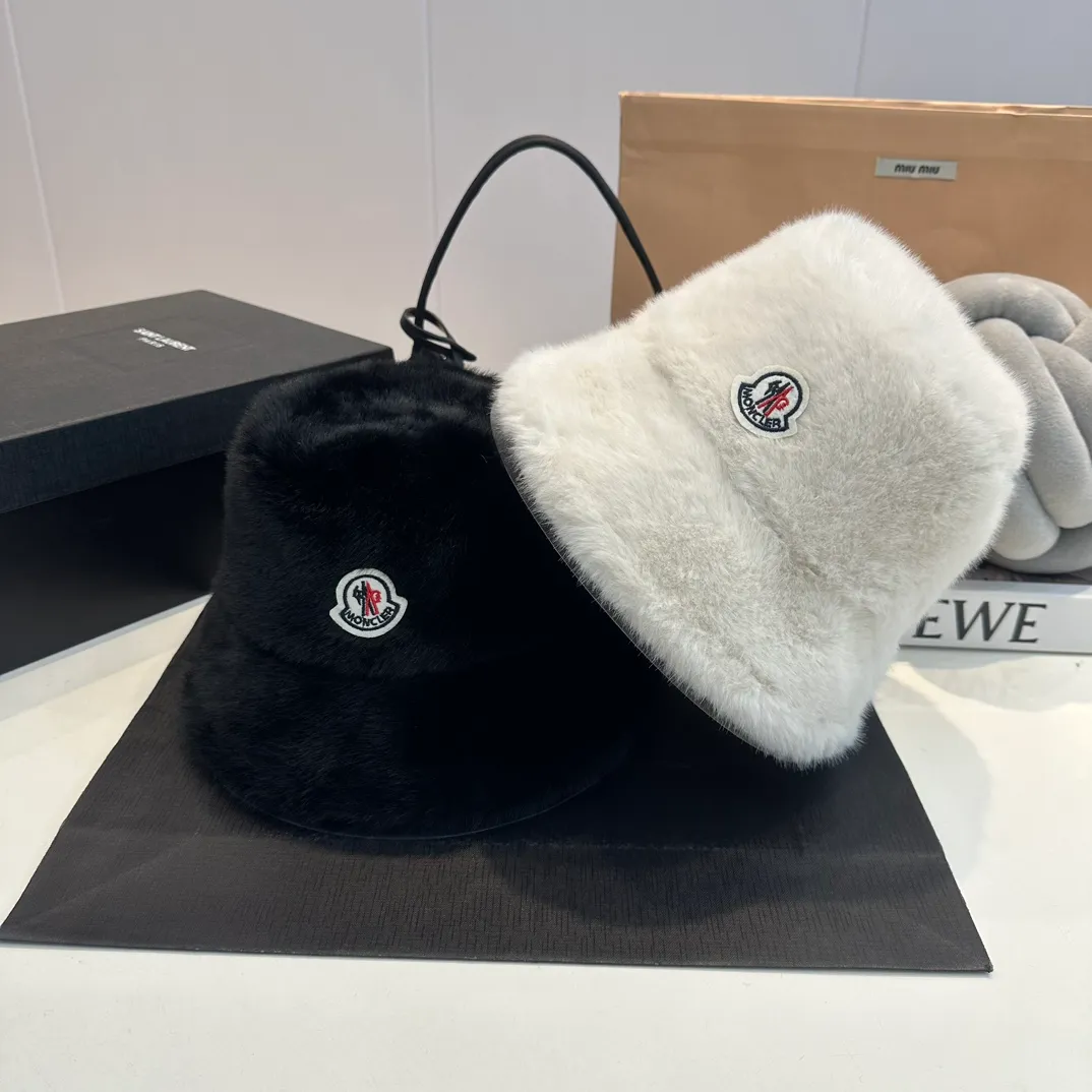 P58 MONCLER, new rabbit fur fisherman hat, super thick and warm, complete with tags