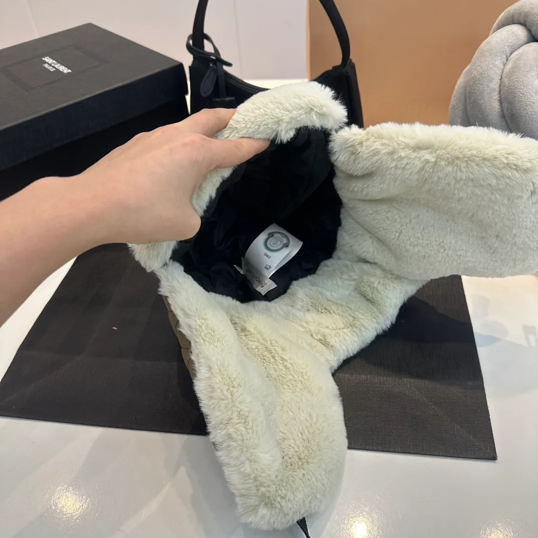 P70 MONCLER masked plush fisherman hat for women 2023 new winter thickened warm ear protection knitted hat Korean version showing face small big head circumference