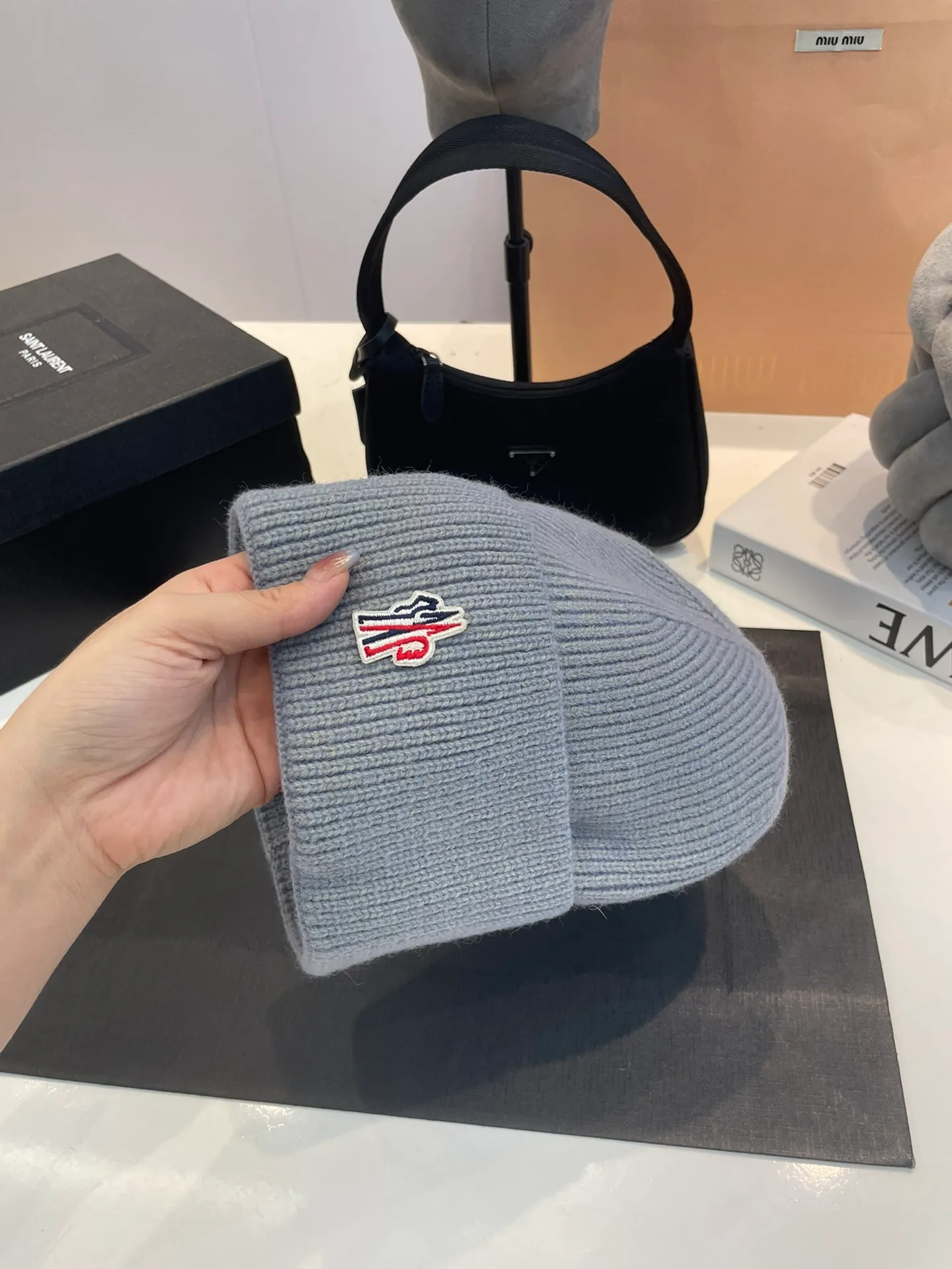 P40 MONCLER 2023 autumn and winter new knitted beanie hat, very popular 💖 first-class texture, very easy to match on the street!