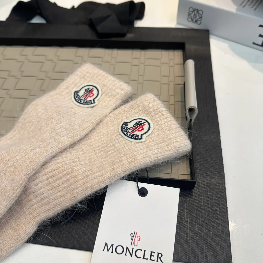 P80 MONCLER Mouth Mouth European New Style🇫🇷【Top Original】Cashmere is delicate and has a unique feel👍Top workmanship💋No detail is spared
