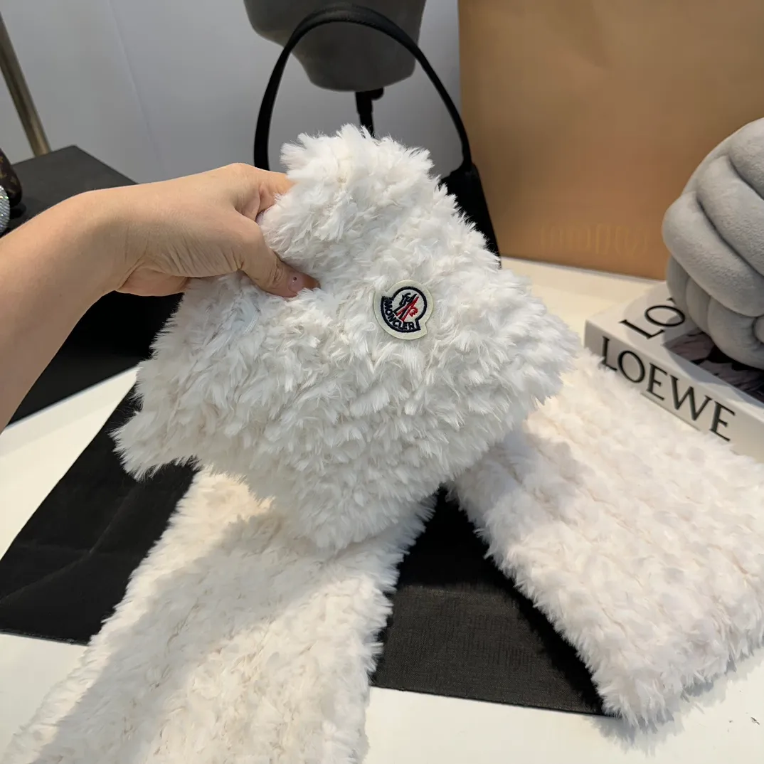 P160 Moncler muzzle hat, gloves, scarf, Angora rabbit fur knitted hat