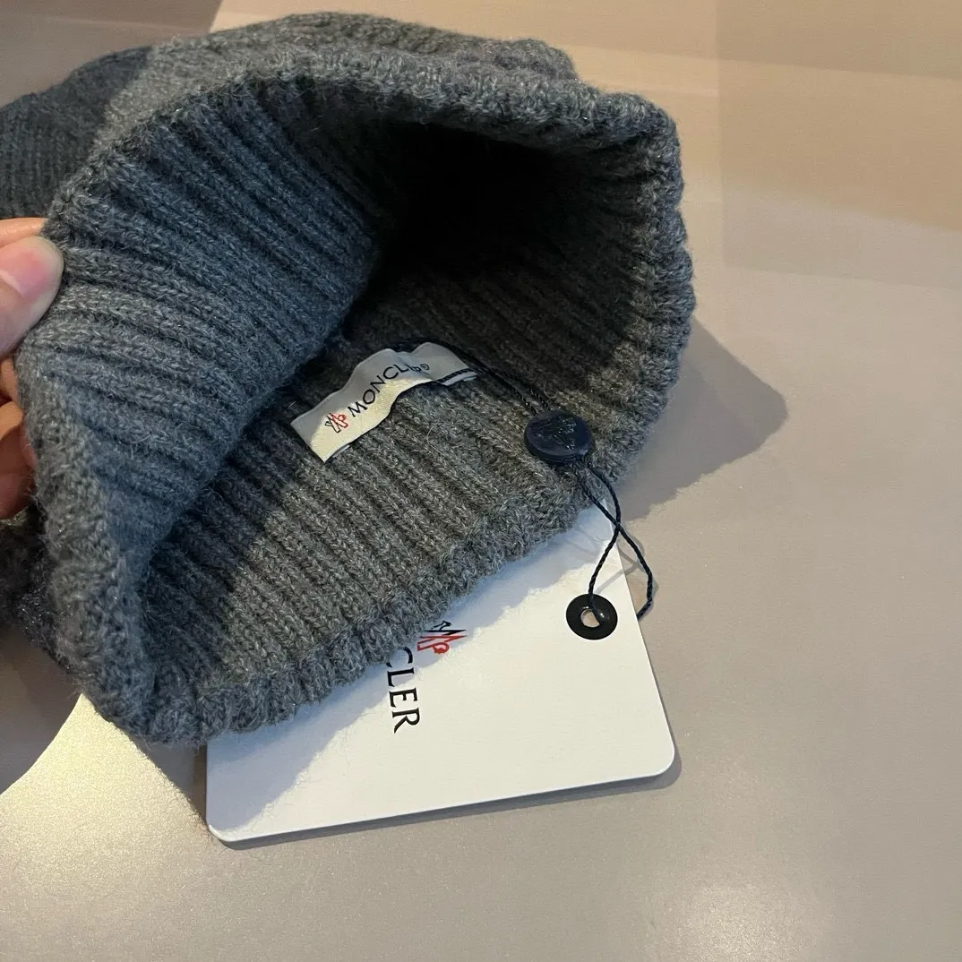 💰90¥ MONCLER knitted beanie
