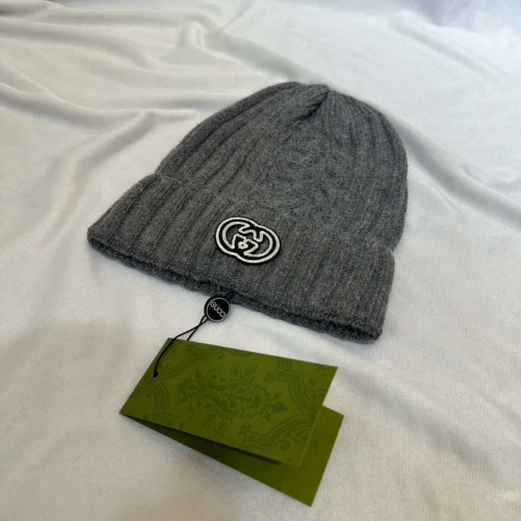 🉐90💛 Comes with dust bag [GUCCI] 2023 autumn and winter new style wool knitted beanie of the same style as the big brand, complete with tags ~ perfect for going out on the street!