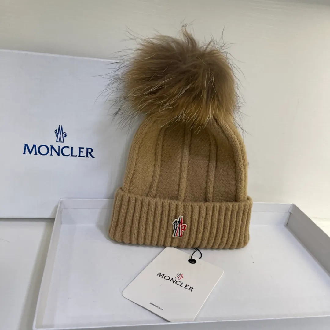 Moncler Mouth Mouth Beanie Fashionable and Versatile Style