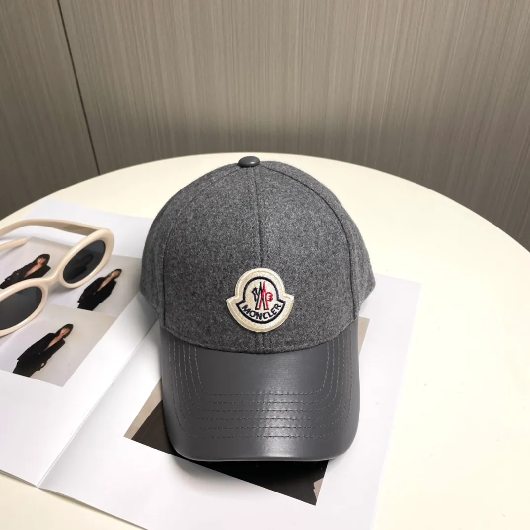 P66 MONCLER new wool baseball cap for autumn and winter, suitable for young and fashionable people, with strong visual effect, three-dimensional letters, good-looking and high-quality!