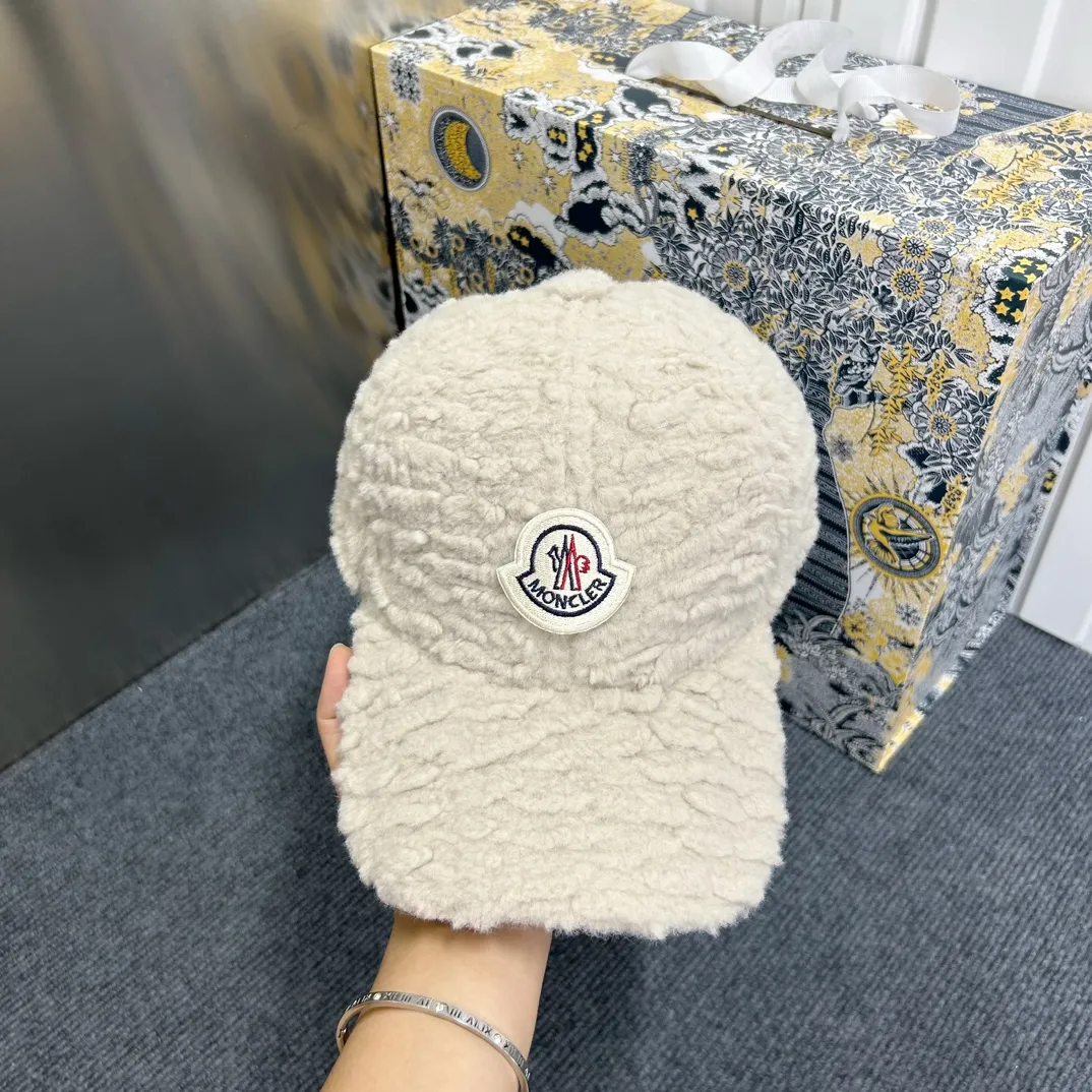 Cabbage price, cabbage price, inquiries welcome!  Moncler haute couture baseball cap has arrived🔥