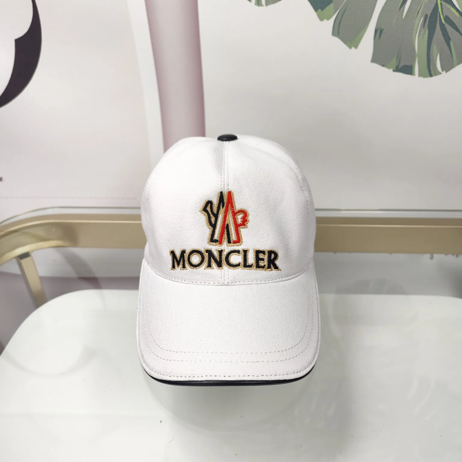 Batch 90 Moncler--Mongolian high version original single embroidered baseball cap [celebration]