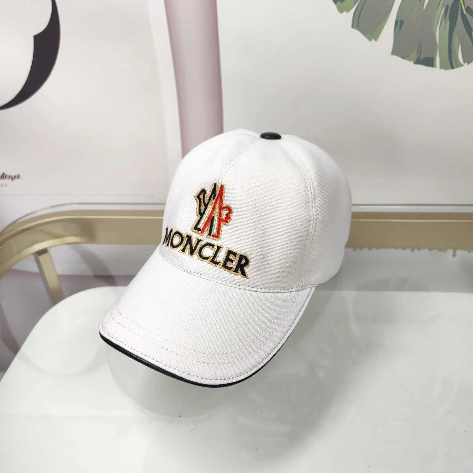 Batch 90 Moncler--Mongolian high version original single embroidered baseball cap [celebration]
