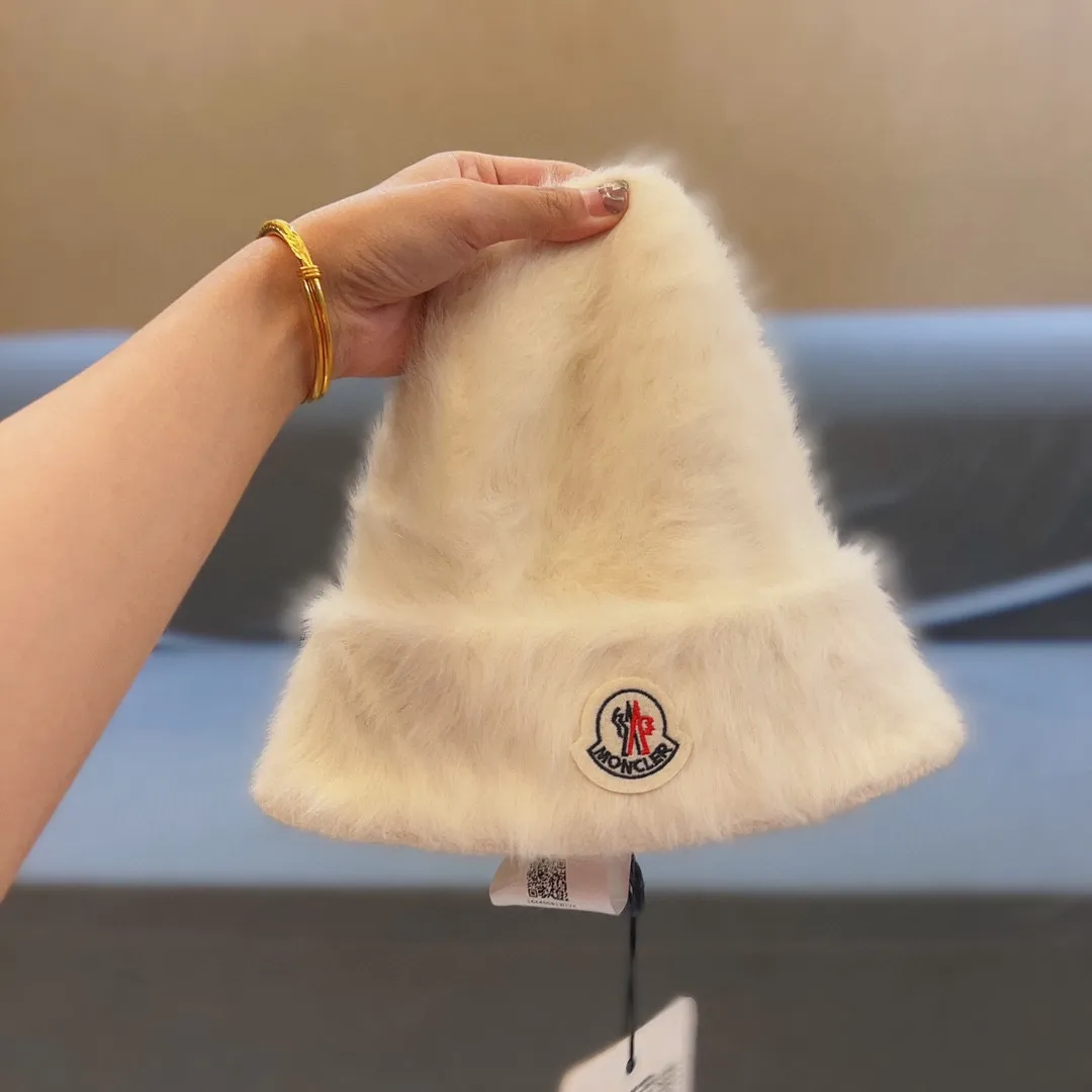 p60 Moncler✔️Autumn and winter rabbit fur knitted hat, candy color rabbit fur cold hat🧶