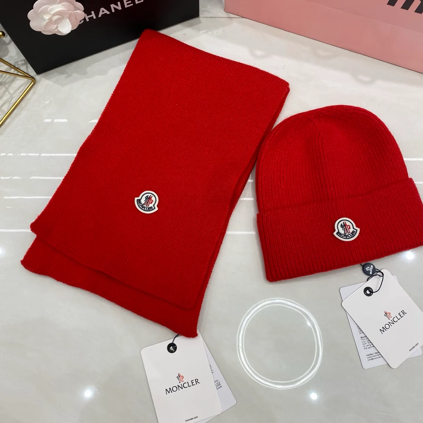 Moncler two-piece set cashmere knitted hat + scarf🧣