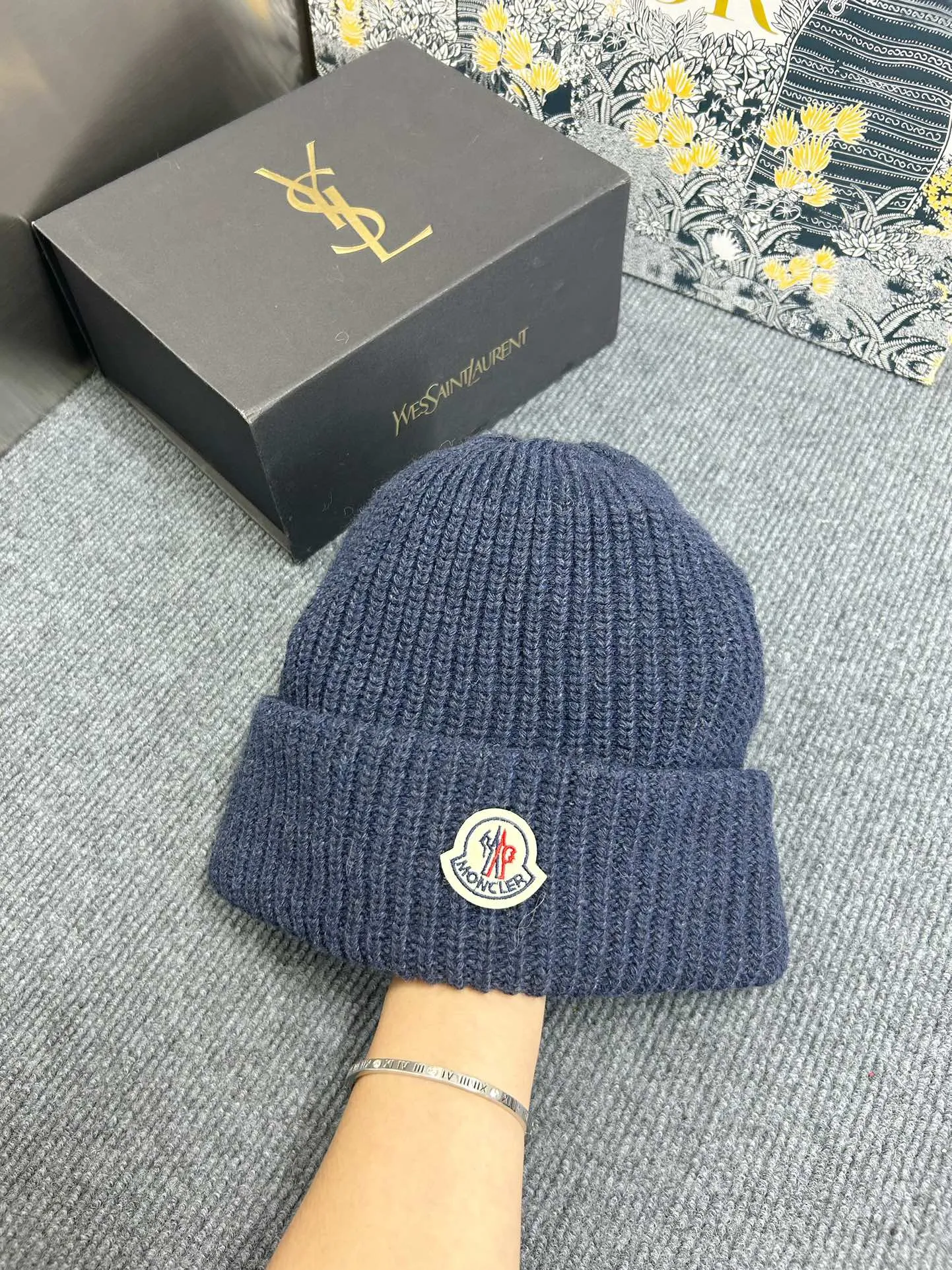 New Moncler wool knitted hat with mouth covering 🔥