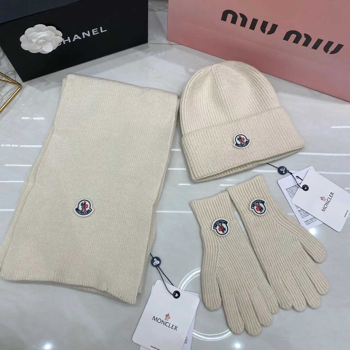 Moncler three-piece set cashmere knitted hat+scarf🧣+gloves🧤