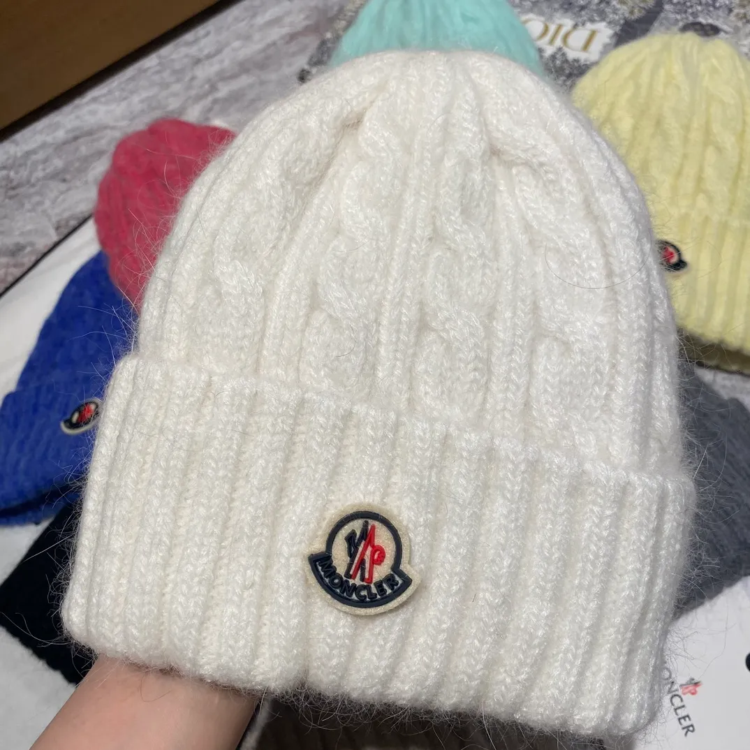 Private price with picture Moncler mask high version new three-dimensional logo rabbit hair twist knitted hat❤️