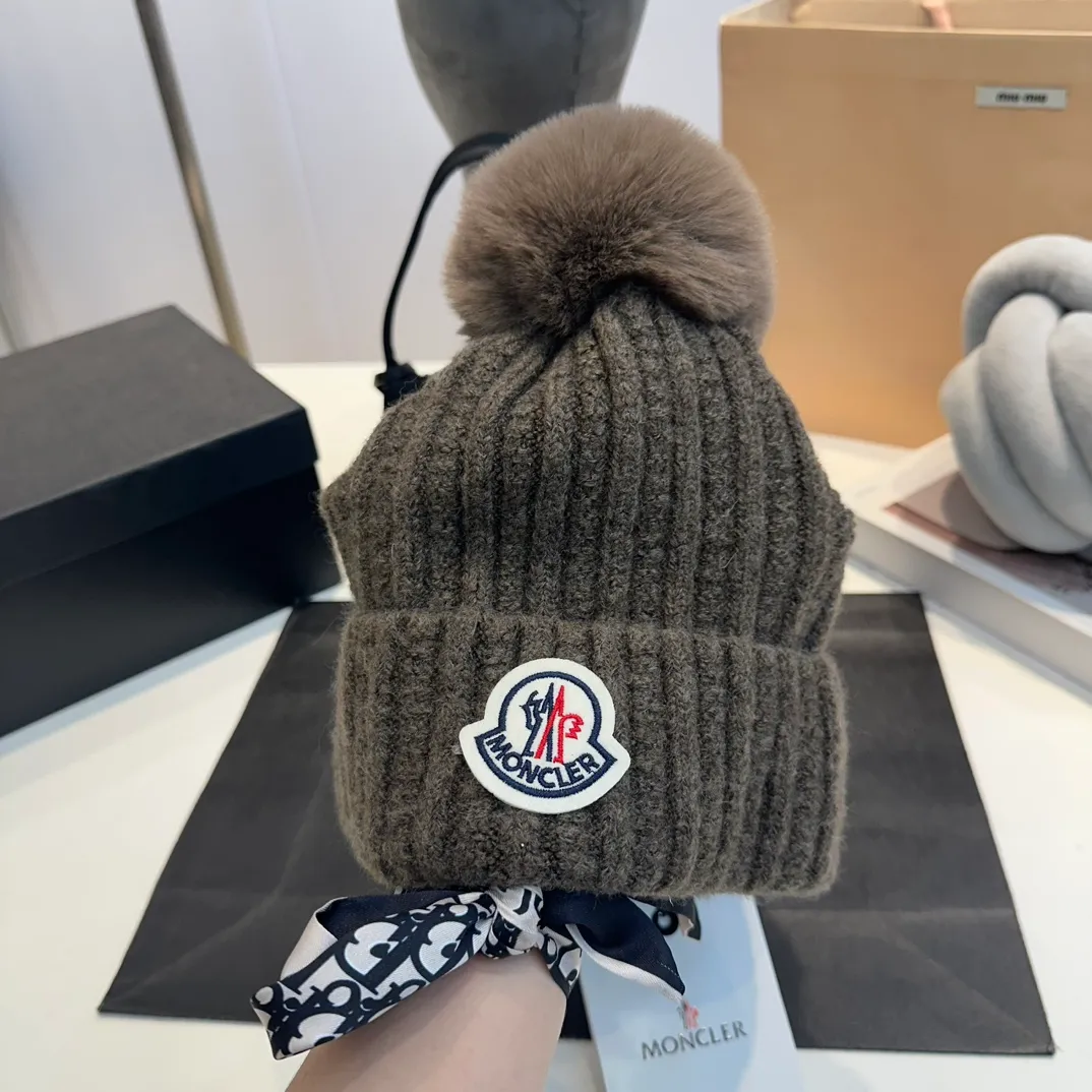 P70 moncler European and American style 2024 autumn and winter new warm wool hat for men and women, universal version wool hat cold hat