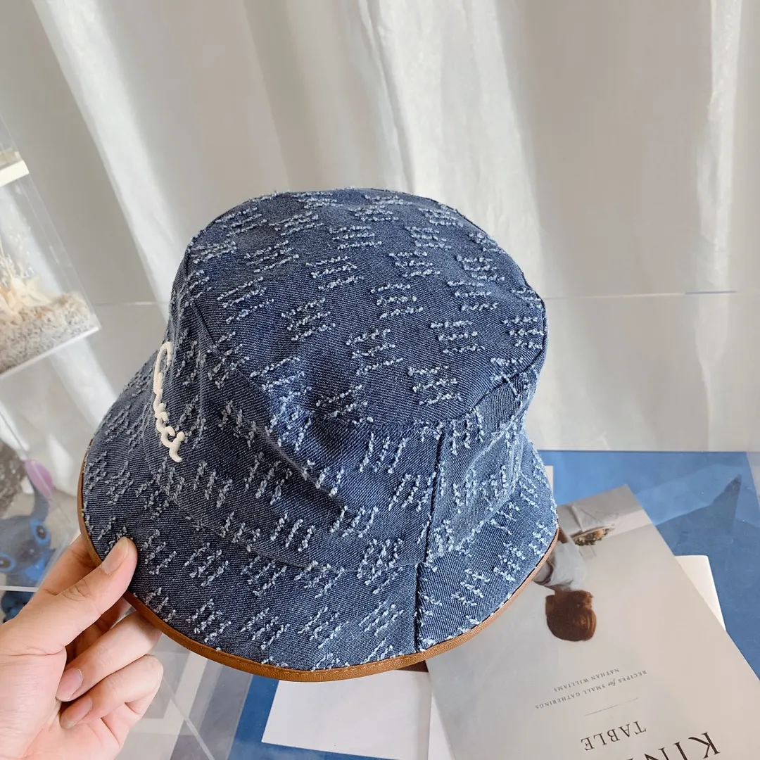 P80 Gucci 21 autumn and winter denim logo bucket hat Fashionable ripped retro denim is back online, and the old lady is still very good! This year’s pretty little actress!