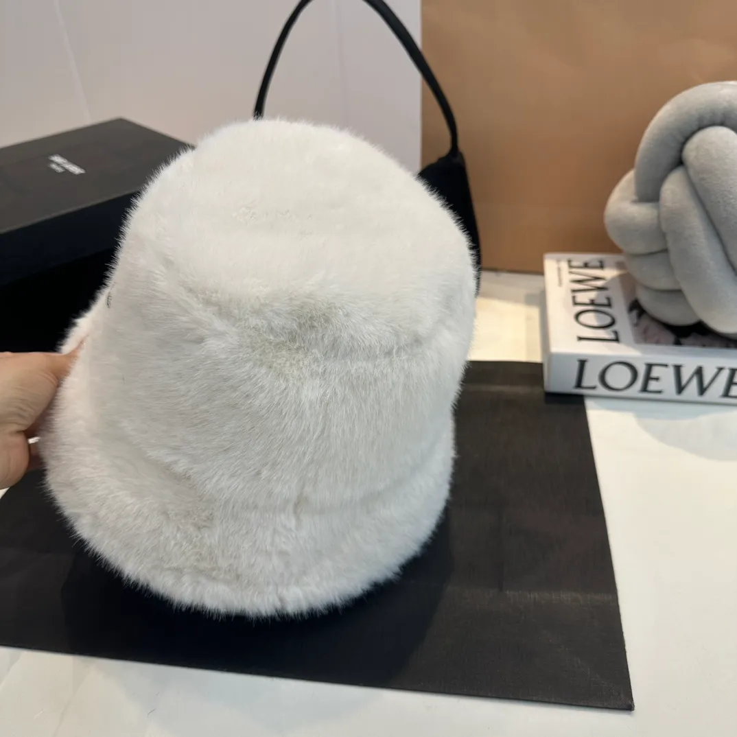 P58 MONCLER, new rabbit fur fisherman hat, super thick and warm, complete with tags