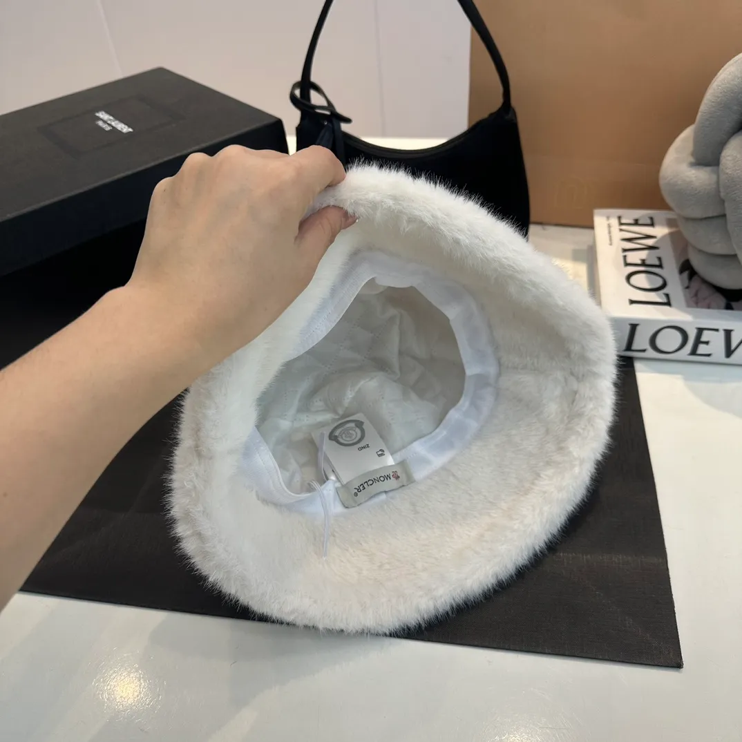 P58 MONCLER, new rabbit fur fisherman hat, super thick and warm, complete with tags