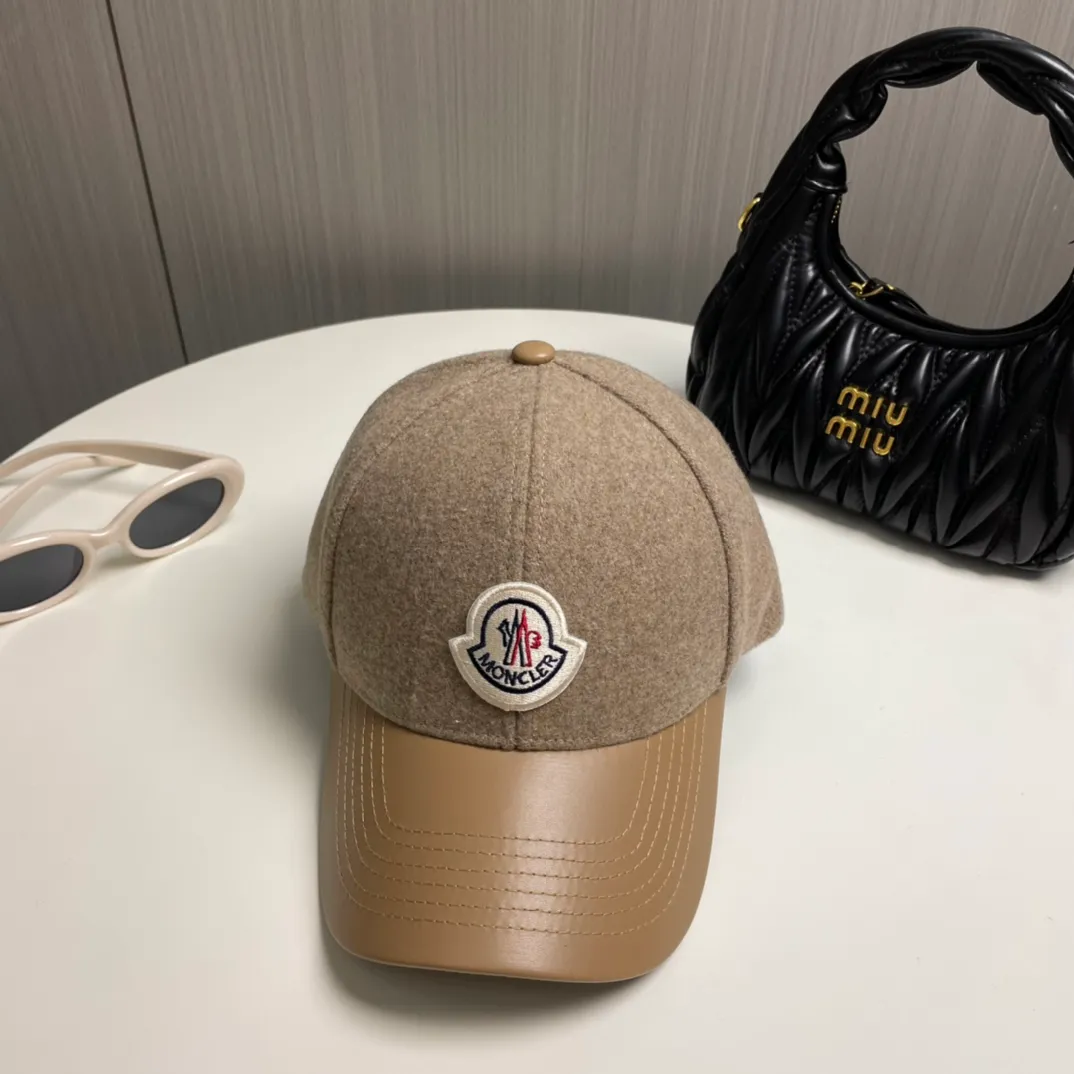 P66 MONCLER new wool baseball cap for autumn and winter, suitable for young and fashionable people, with strong visual effect, three-dimensional letters, good-looking and high-quality!