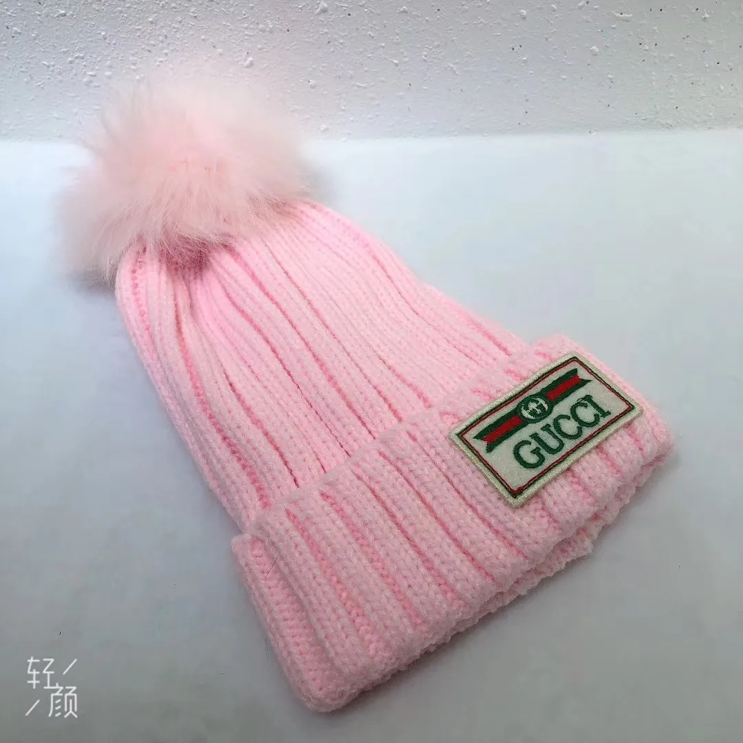 Special P160💛 Comes with dust bag [GUCCI] 2020 autumn and winter counter knitted beanie, super popular 💖 first-class texture, very easy to match on the street!