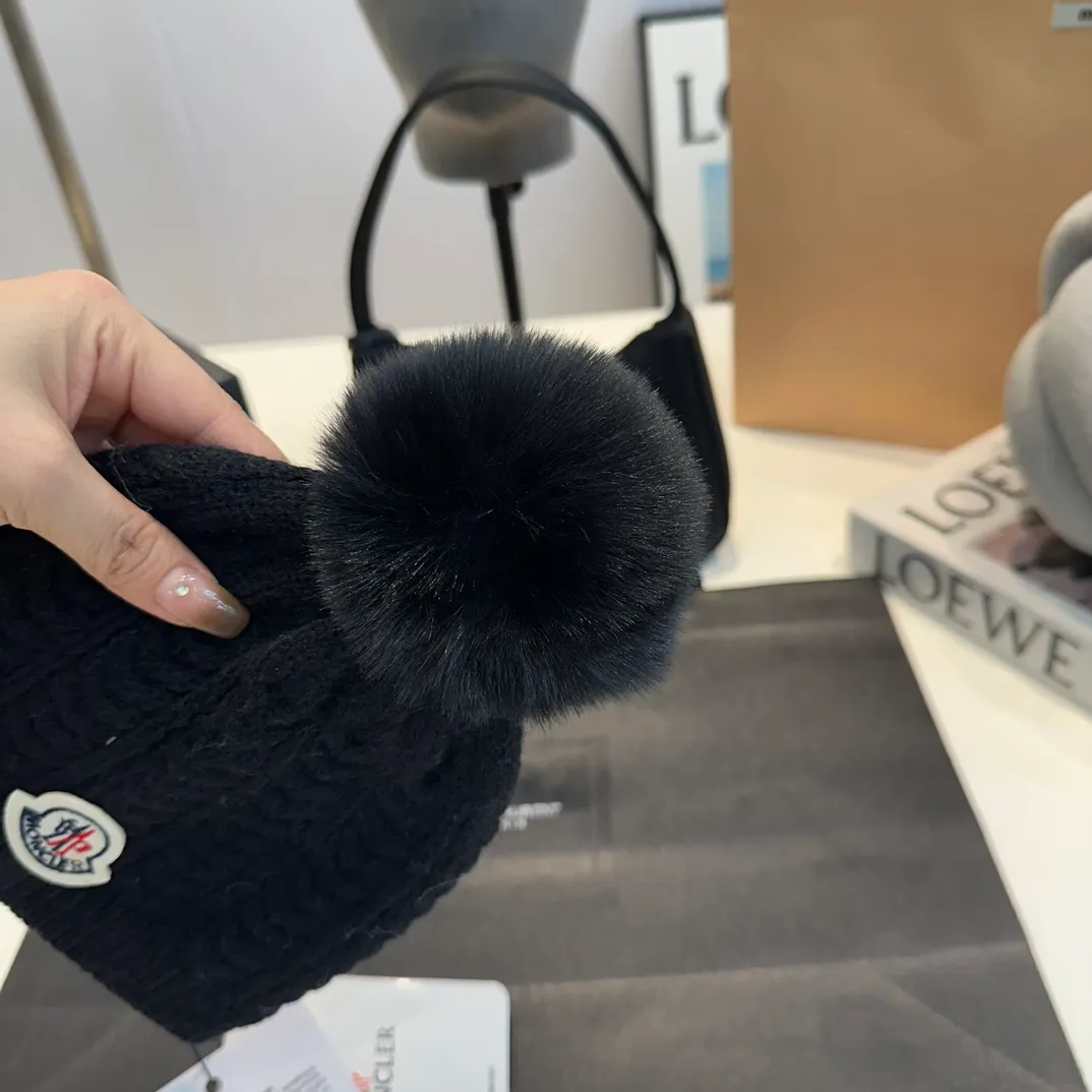 P50 MONCLER2024 children's new knitted wool warm hat