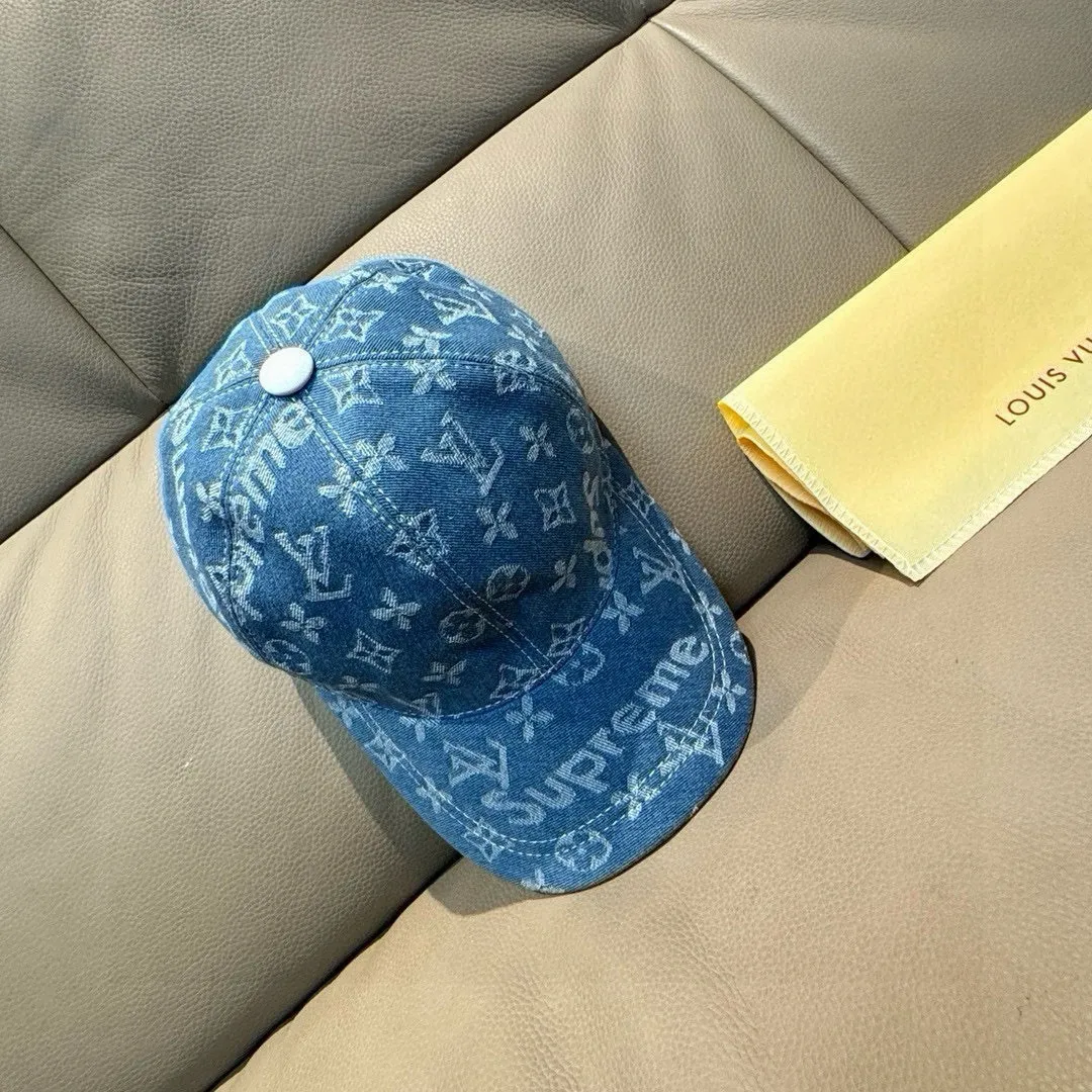 P90, LV*supreme cooperation model, popular version of the original baseball cap, 1:1 mold customization, original jacquard denim fabric + first layer of cowhide, meticulous and perfect workmanship, excellent quality, basic head circumference 56, adjustable patches.