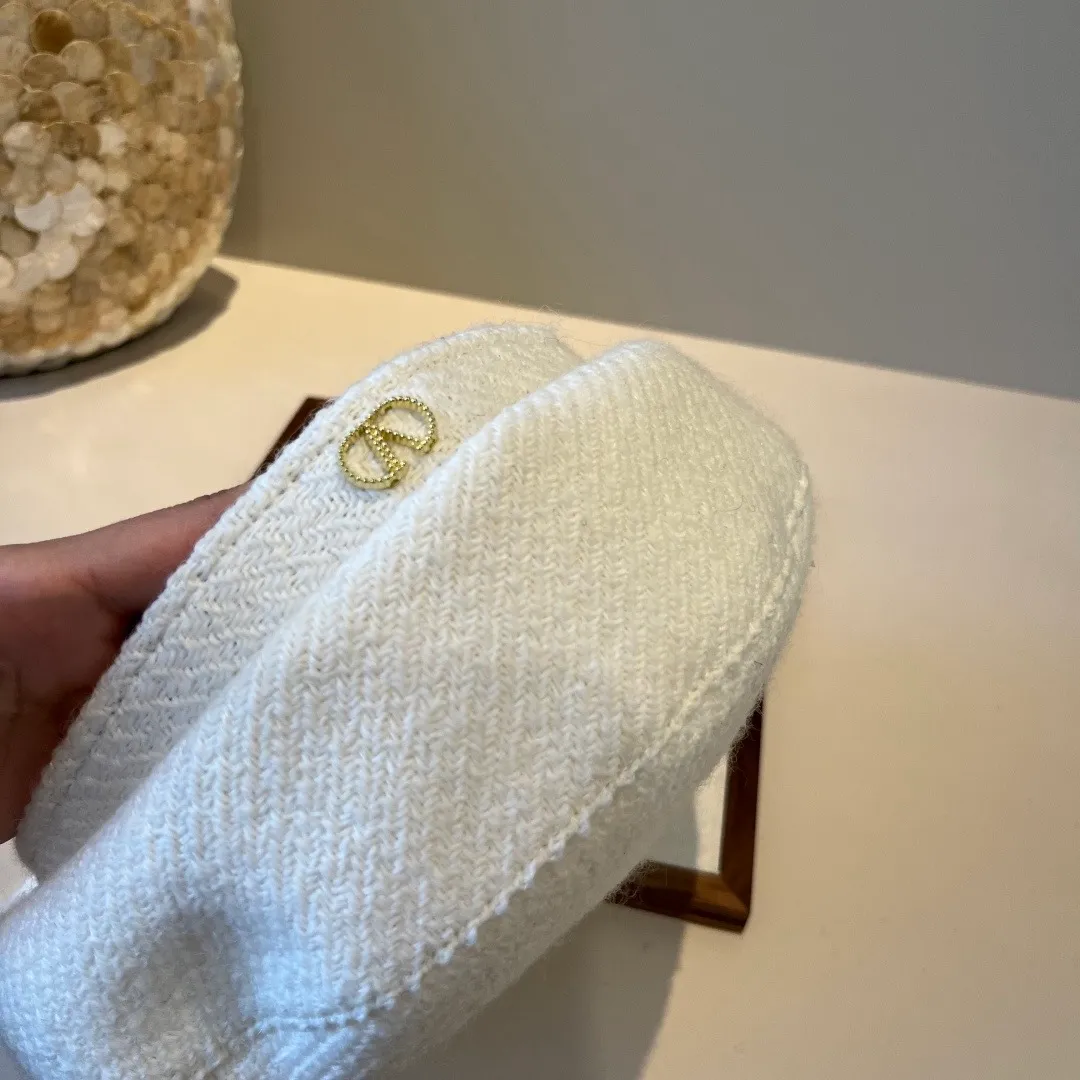 💰110¥ Valentino new beret head circumference 57cm