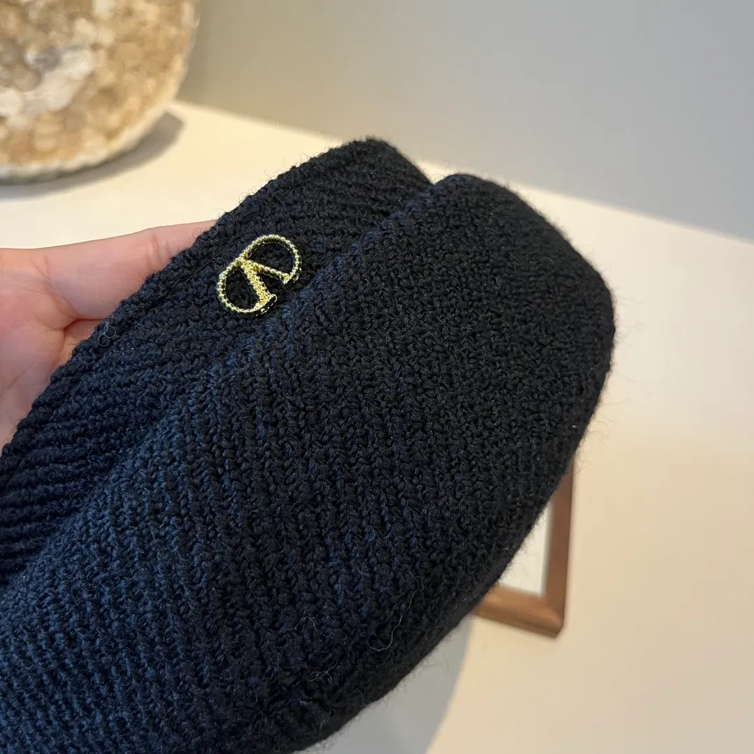 💰110¥ Valentino new beret head circumference 57cm