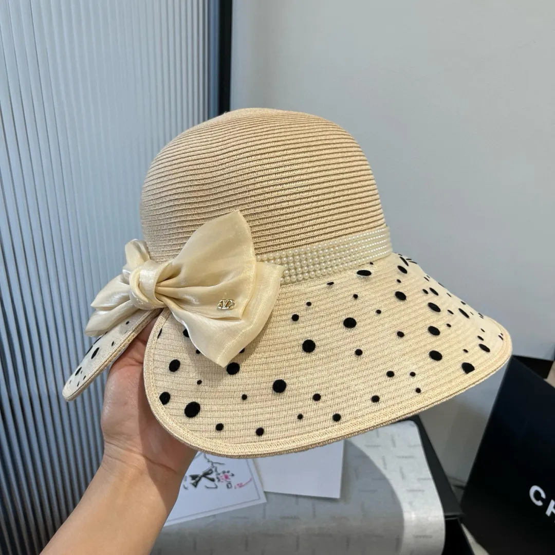 💰180¥ Valentino new basin hat, PP straw hat, basin hat, head circumference 57cm