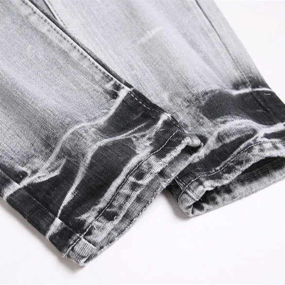 P196 Top replica AMIRI denim shorts AMIRI high street basic ripped tight stretch jeans trousers Amiriamiri is transliterated as Emil, which is the name of the founder. Mike Amiri, the founder of amiri, grew up in Los Angeles, USA. He was influenced by the local street culture Rock since he was a child, so he founded the amiri brand named after himself. A variety of trendy clothing meets the needs of different fashion players. Amiri clothing has novel and unique styles and is a well-known street brand in the United States. Many of its styles and styles are loved by many street photographers. Various clothing styles meet the needs of different people, show their unique temperament, and show the trend of dressing. amiri's jeans are relatively famous. Not only do they have many styles, but the quality of the jeans is also very good. Many celebrities have also worn amiri brand jeans. Fashionability.  Color; picture color Size: m l xl xxl